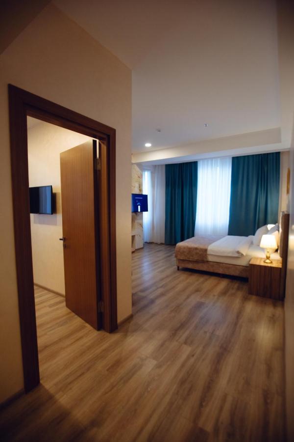 La Corne Hotel Баку Екстер'єр фото
